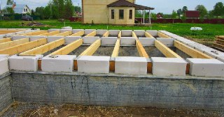 Фундамент для дома Реутов. Заказать под ключ цена от 3349 руб/м3